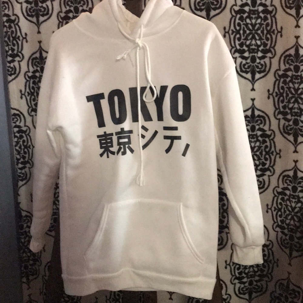 Long sweatshirt
